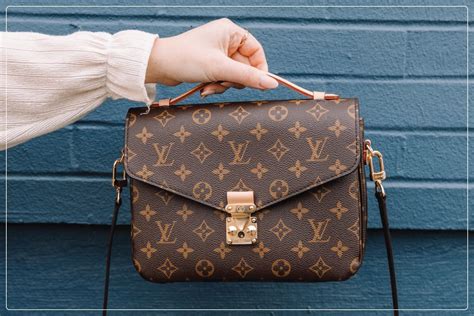 fake louis vuitton hand luggage|louis vuitton bag scam.